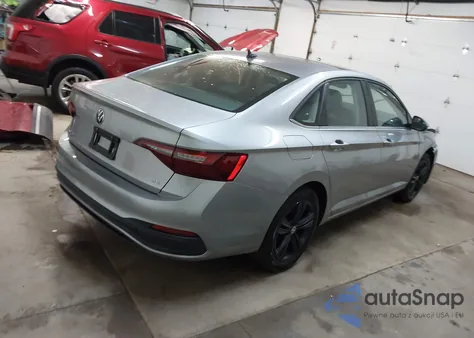 2024 Volkswagen Jetta 1.5T Se из США, поврежденный, VIN 3VW7M7BU0RM088678